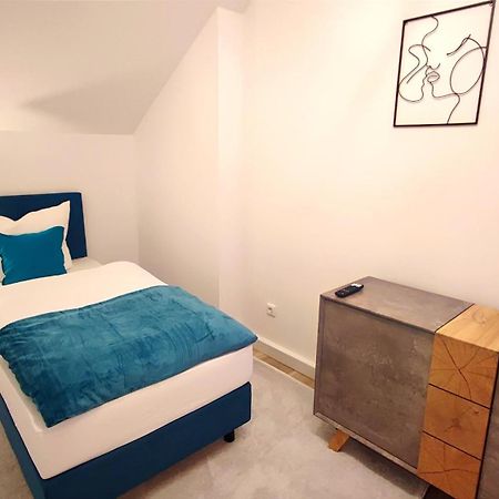 Homely Stay - Urban Oasis Apartments Moosburg Kültér fotó