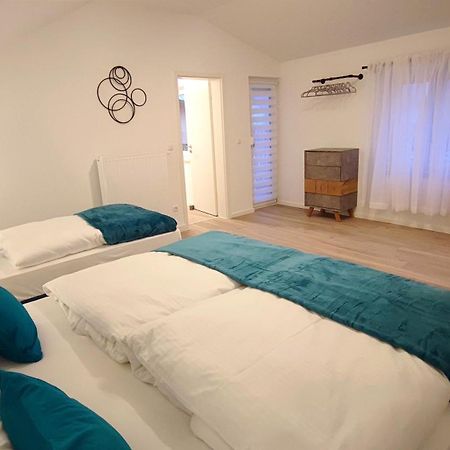 Homely Stay - Urban Oasis Apartments Moosburg Kültér fotó