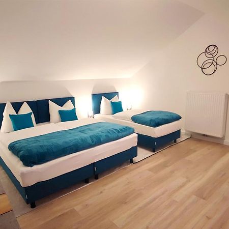 Homely Stay - Urban Oasis Apartments Moosburg Kültér fotó