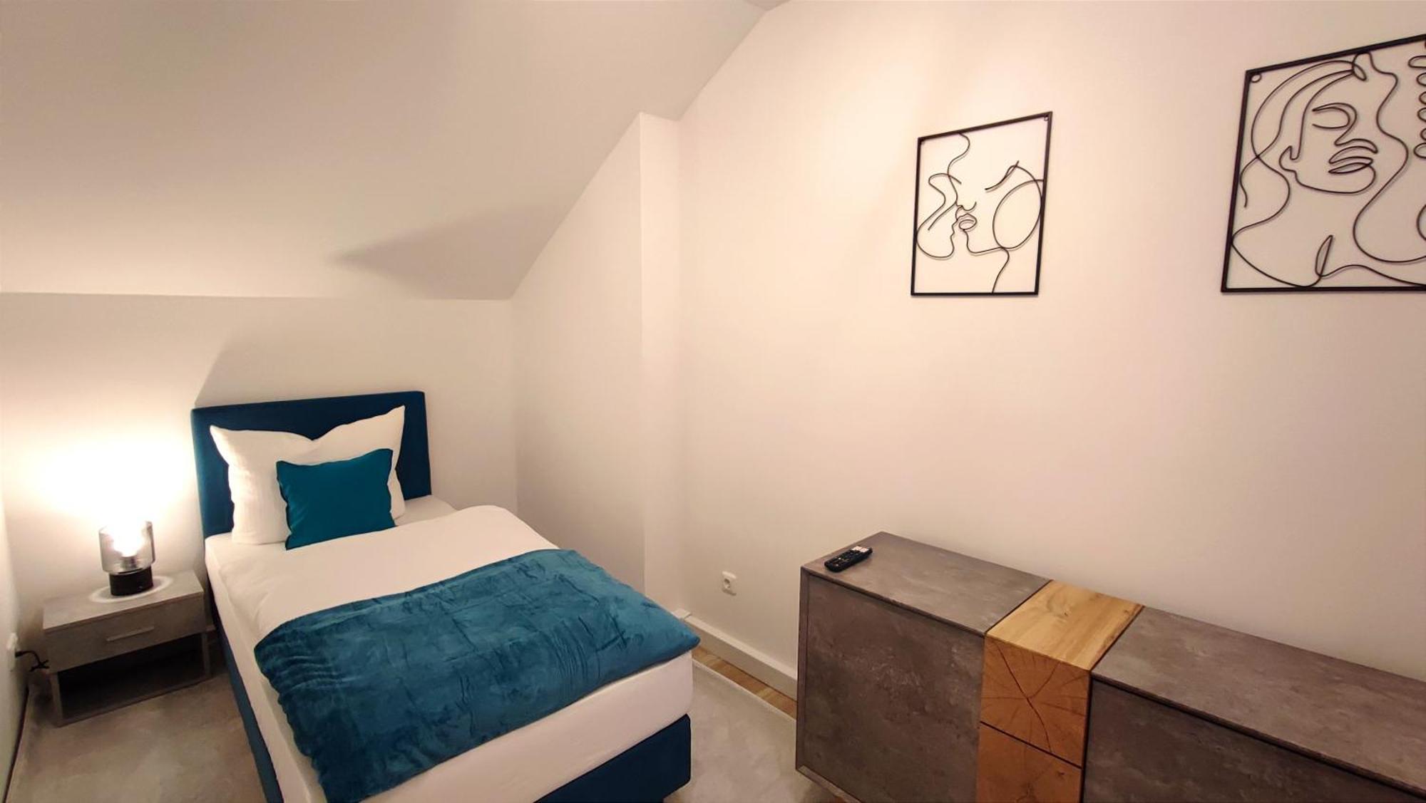 Homely Stay - Urban Oasis Apartments Moosburg Kültér fotó