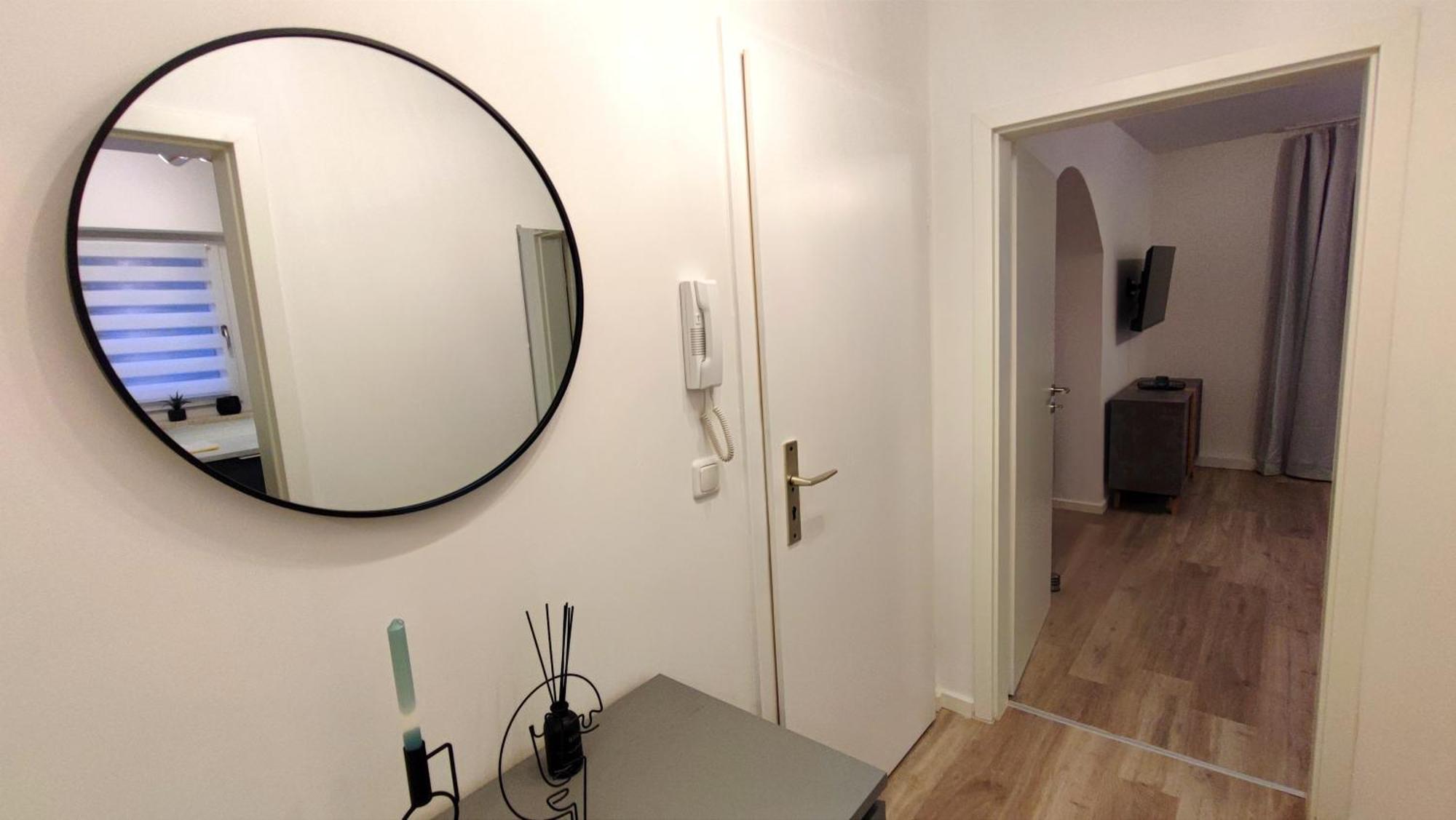 Homely Stay - Urban Oasis Apartments Moosburg Kültér fotó