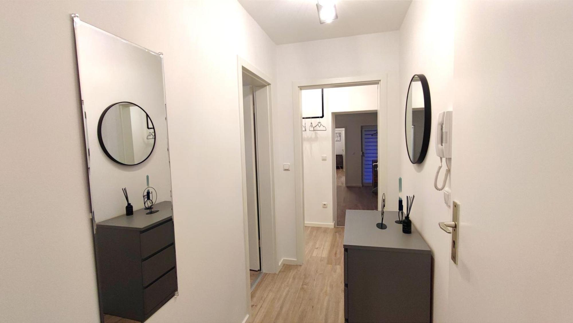 Homely Stay - Urban Oasis Apartments Moosburg Kültér fotó
